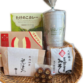 Shisyu Miso / Takenoko Curry / Beef Tsukudani Soboro / SnowMonkey Financier /SnowMonkey Candy /Original Al Cup